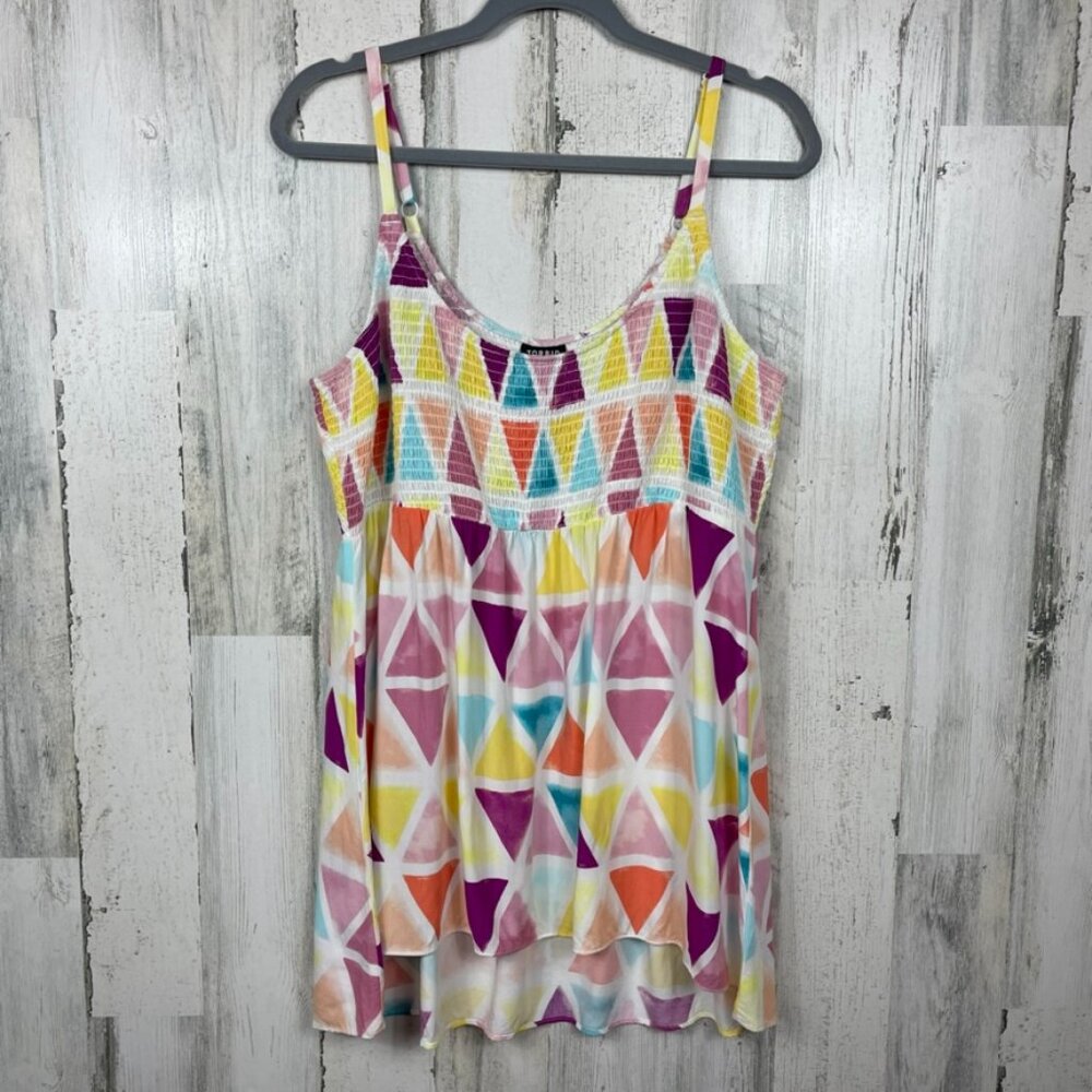 Torrid tank top boho triangle print smocking size 1 plus size 1X flowy festival